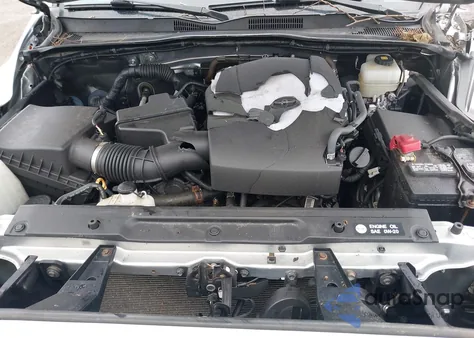 2018 Toyota Tacoma Trd Off Road из США, поврежденный, VIN 5TFSZ5AN4JX156296